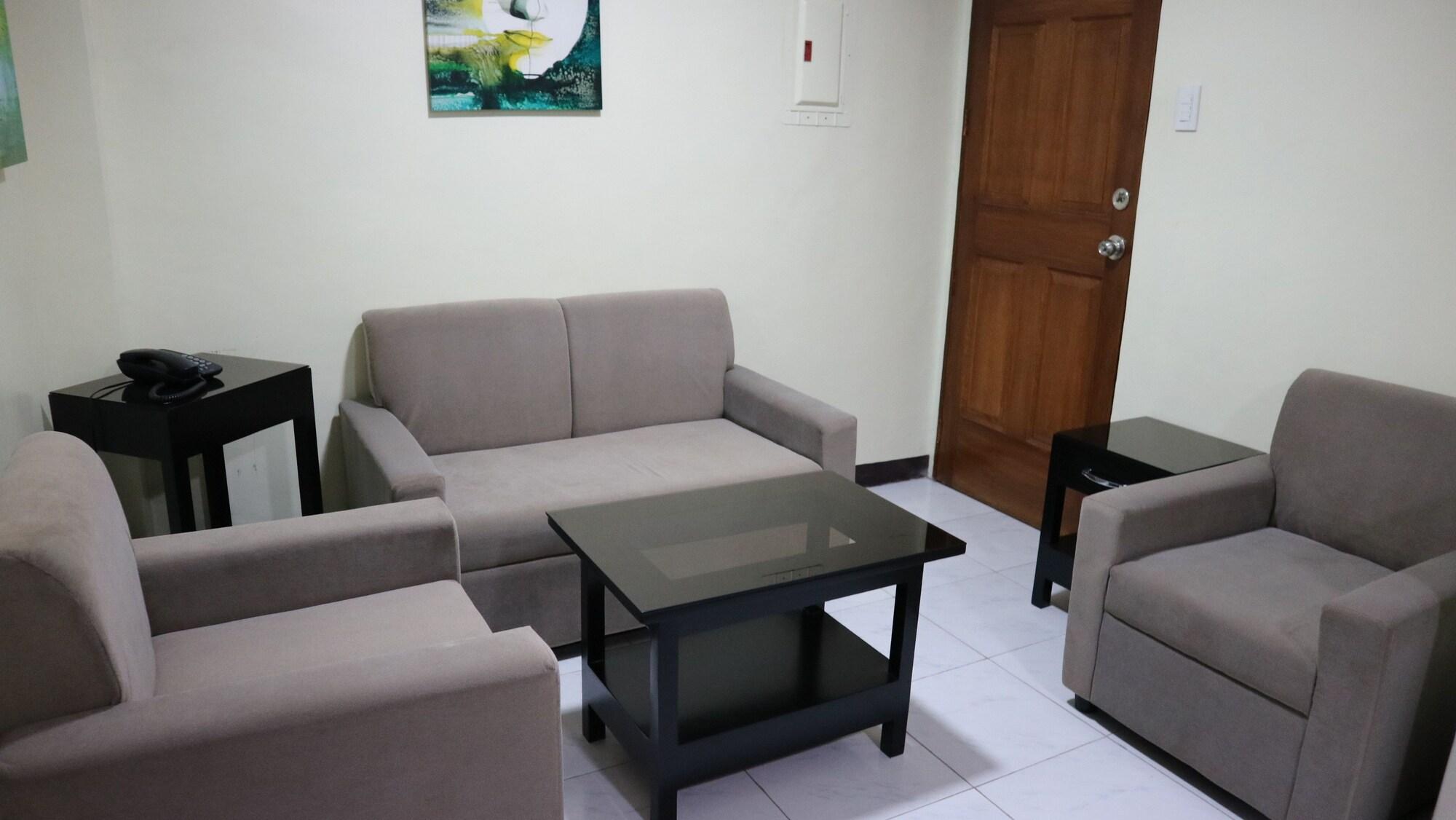 Doniti Suites And Events Place Mandaluyong Esterno foto