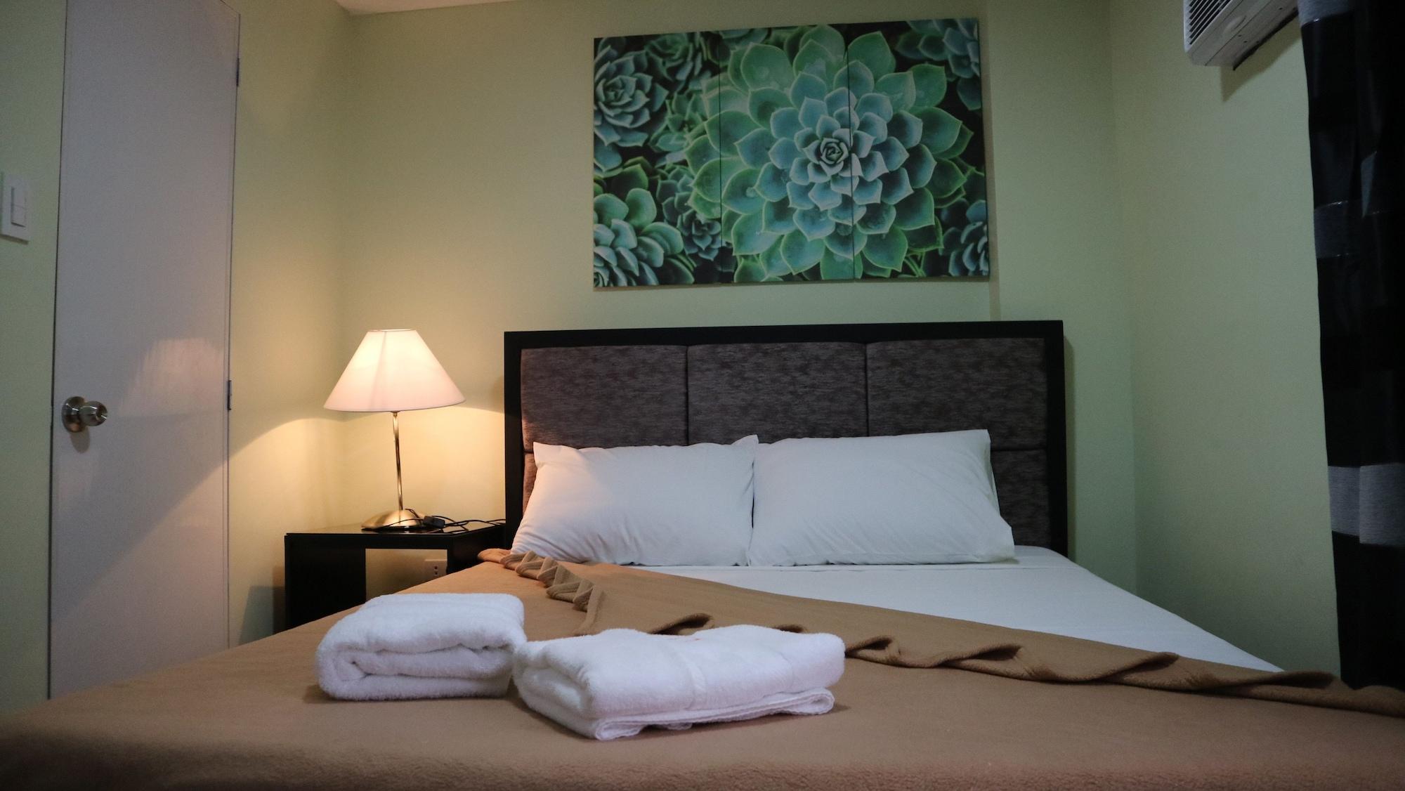 Doniti Suites And Events Place Mandaluyong Esterno foto